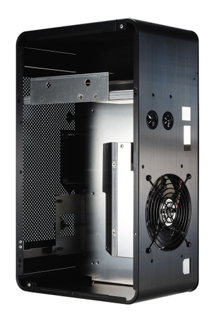 Illustration for article titled Aftermarket Xbox 360 Case Reduces Noise, Heat and Design